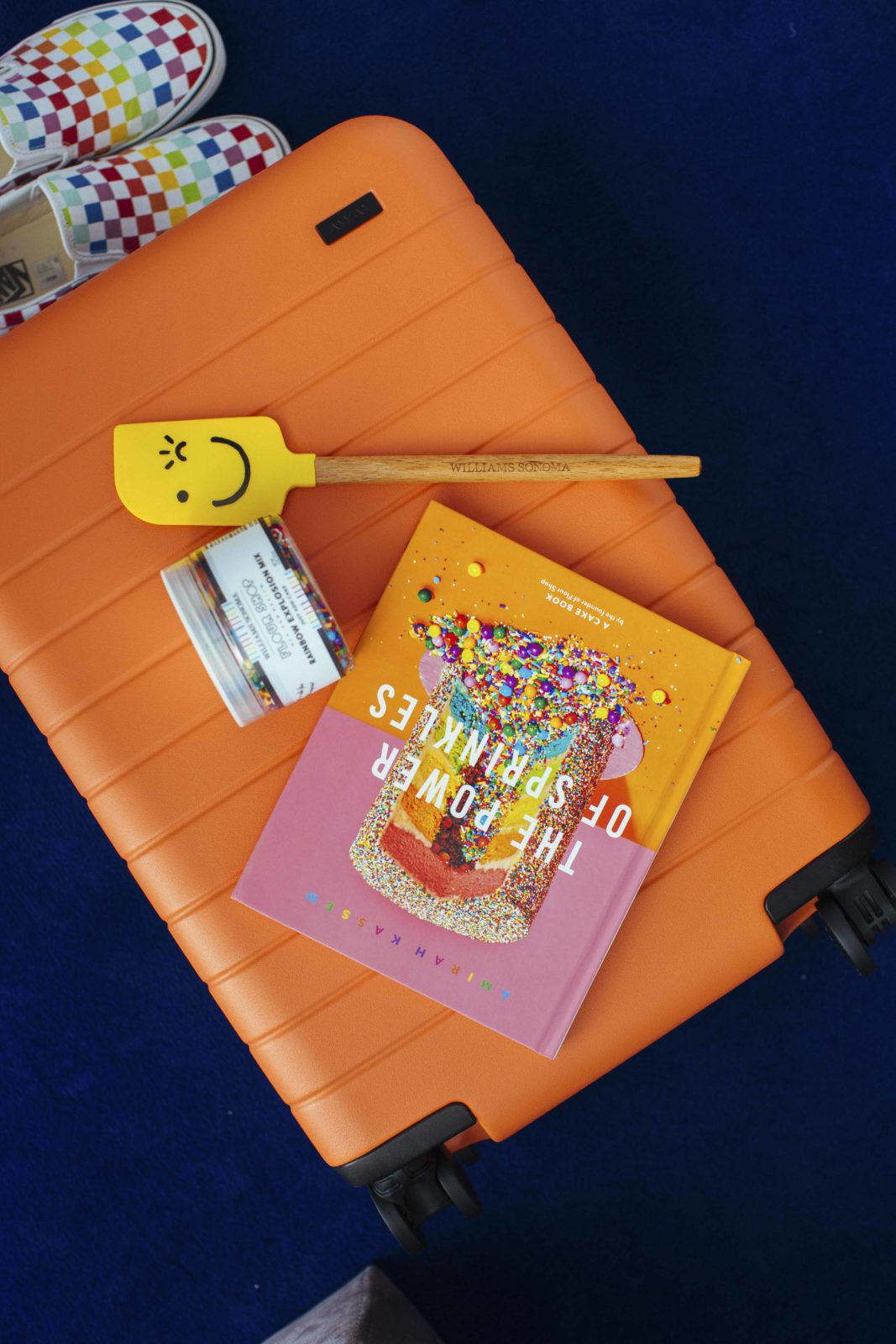 flour shop away luggage