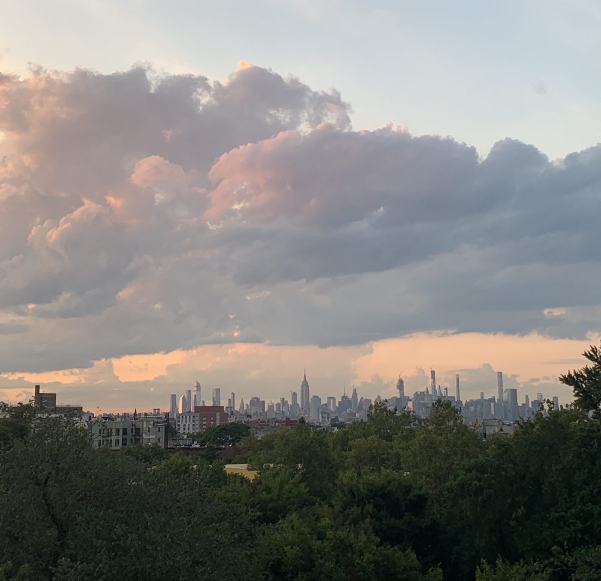 sunset view of manhattan and brooklyn from crown heights