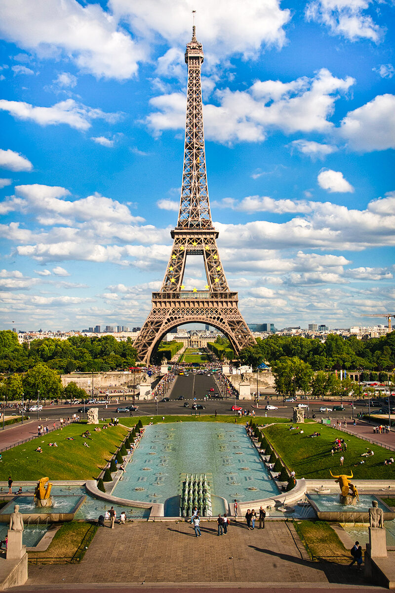 the eiffel tower